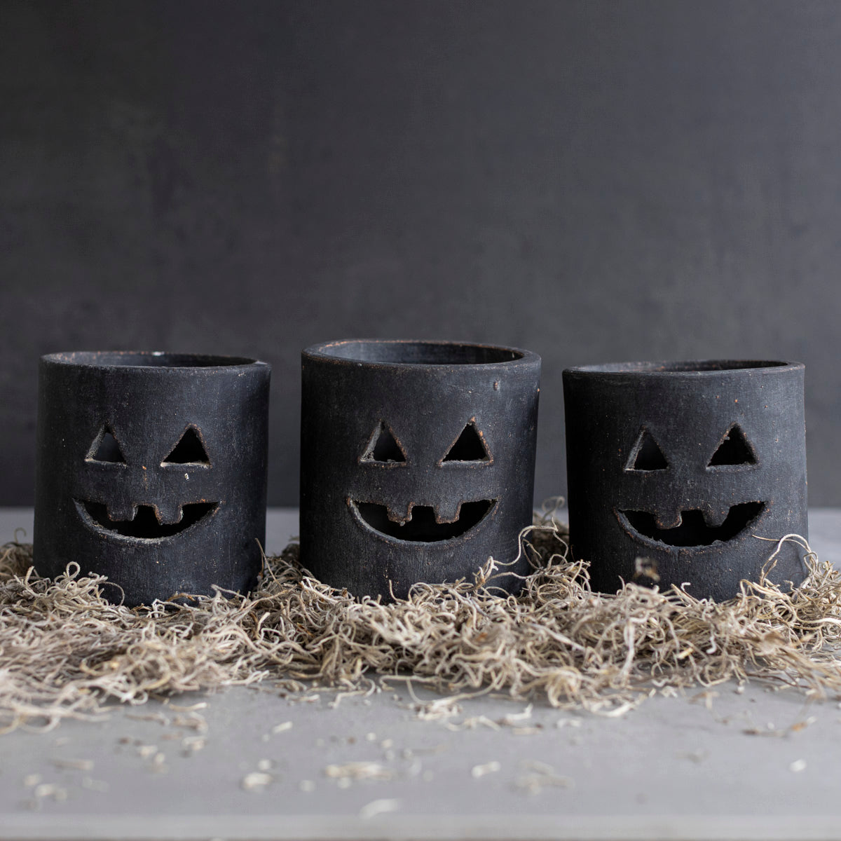 Short Black Clay Jack-O-Lantern